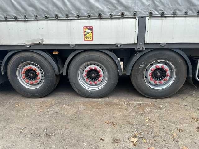 Напівпричіп Шварцмюллер