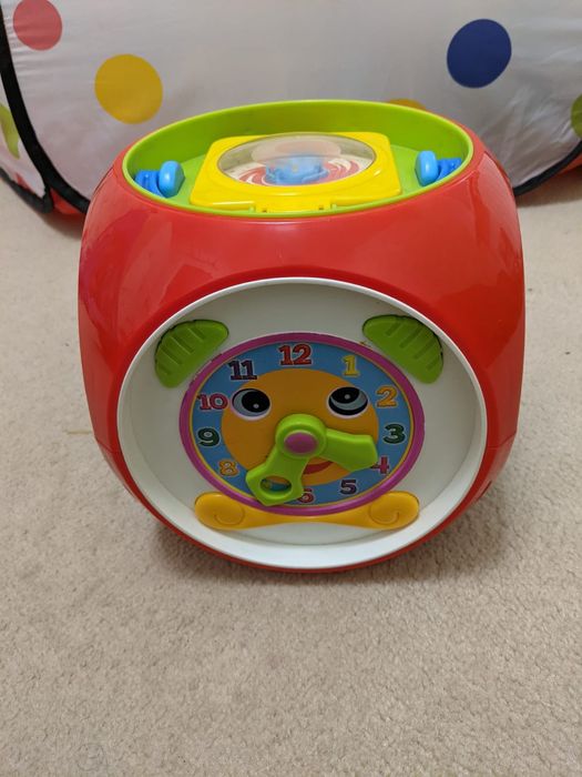 Детская игрушка Куб