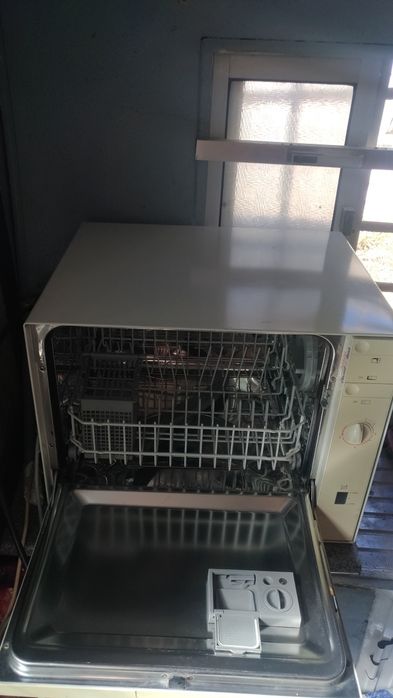 Máquina de lavar loiça marca Bosch