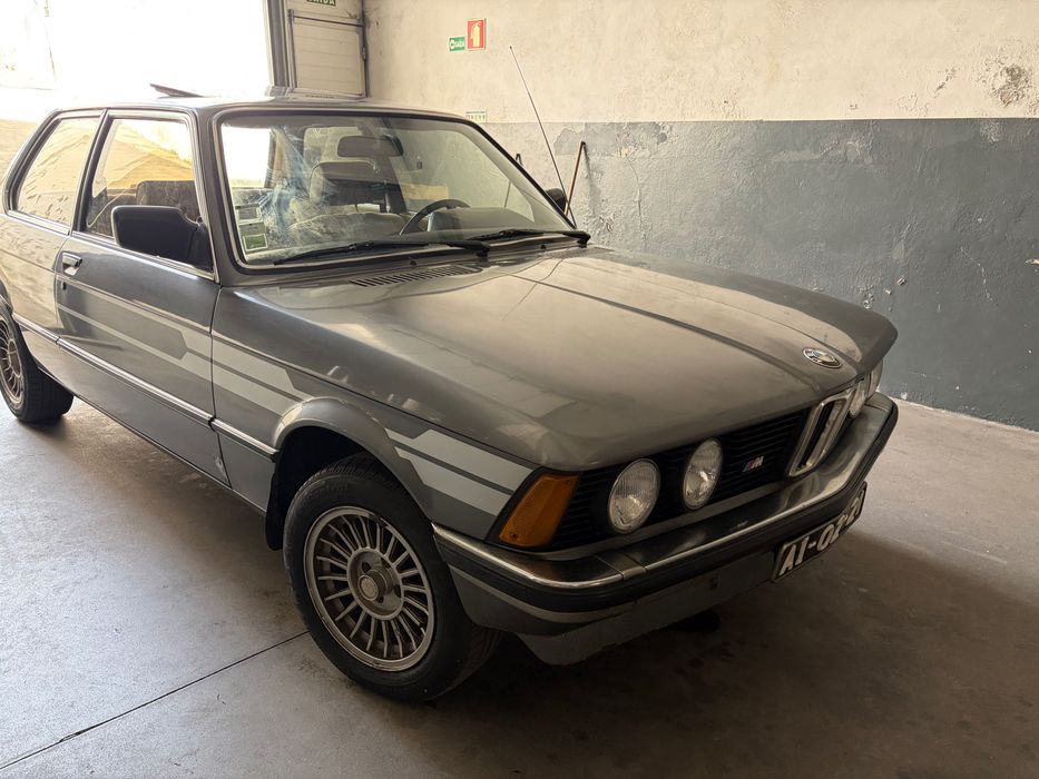 BMW e21 - 323i (1978)