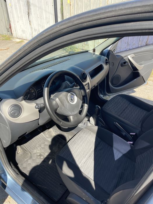 Renault logan 1.6 2009