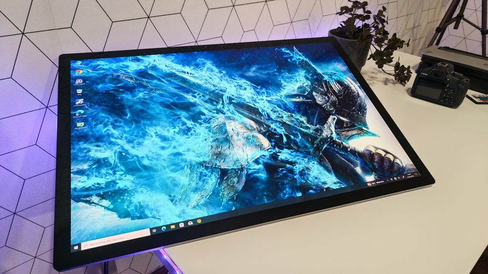 Sprzedam,Komputer PC/Microsoft Surface Studio/All in One AiO/Intel Core i5 6440HQ/8GB RAM DDR4/SSD 1TB+HDD 1TB/NVIDIA GeForce GTX 965M/Windows 11pro.
