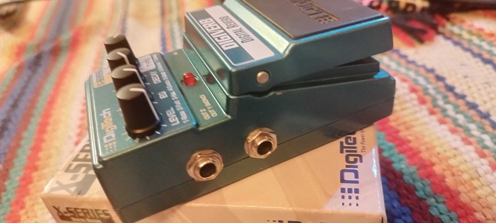 Digitech Digiverb (reverse reverb)-mint, com caixa, manual e catálogo