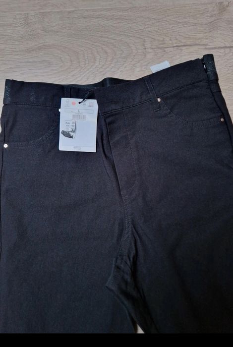 Nowe spodnie mohito L gumka w pasie