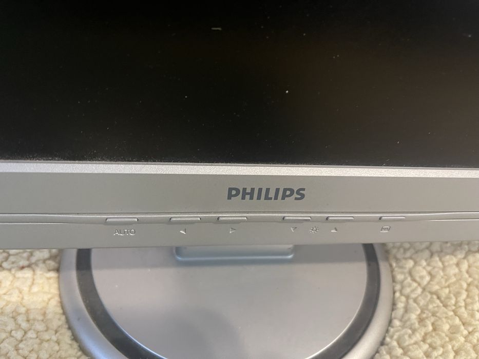 Два монитора за 300грн