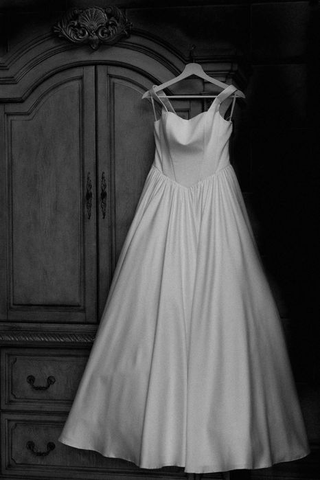 Powystawowa suknia ślubna dekolt caro kwadratowy retro vintage roz. 40