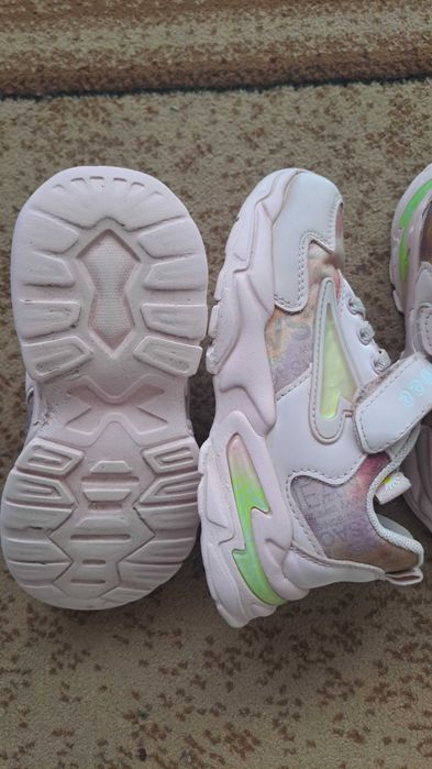 Buty sportowe dla dziewczynki / bliźniaczek