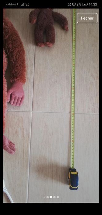 2 peluches (macaco grande + macaco pequeno) Ikea