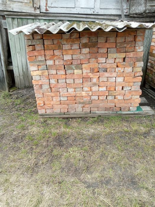 Продам кирпич б,у.