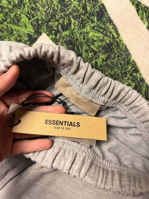 Шорты Essentials