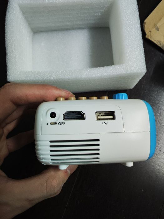 mini projetor portátil 1080p novo