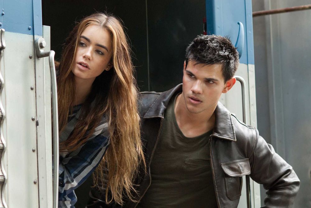 IDENTIDADE SECRETA (Taylor Lautner/Lily Collins/Alfred Molina)