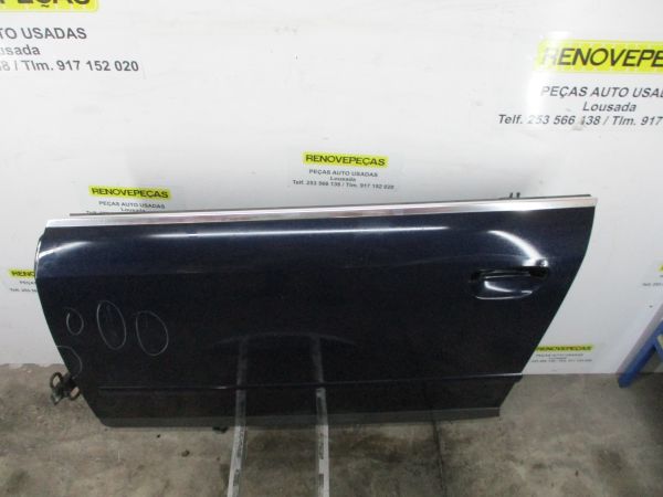 Porta frente esquerda AUDI A4 (8E2, B6)
