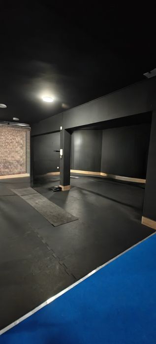 Sprzedam lokal 130m2 rewelacyjna lokalizacja.