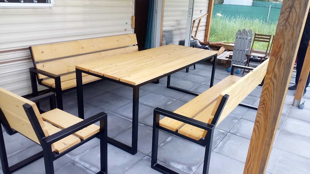 Meble ogrodowe w stylu loft