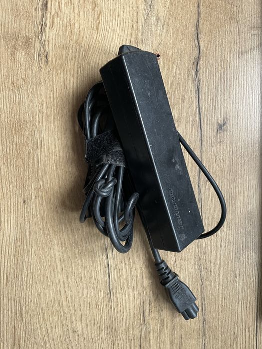 Lenovo y 560 uszkodzony