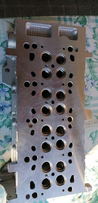 Cabeça de motor Fiat Línea