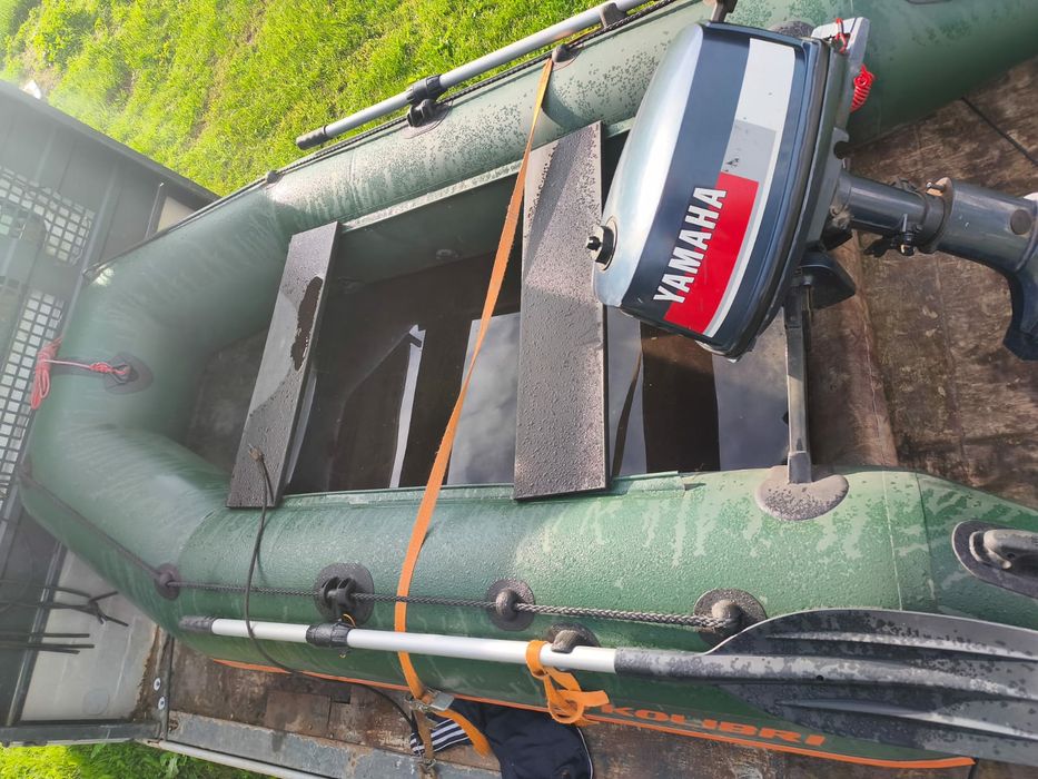 Ponton kolibri z silnikiem