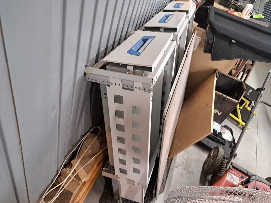 Szuflady do VW Caddy