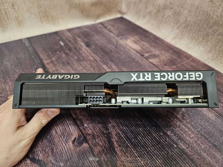 Відеокарта GIGABYTE GeForce RTX 4070 WINDFORCE OC 12G б/в із гарантією