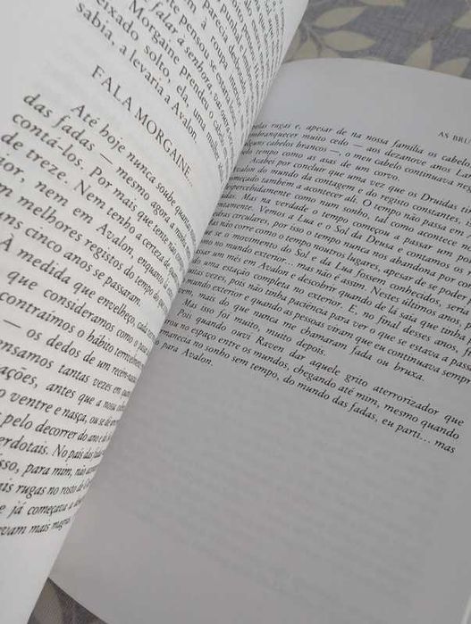 Livros de Marion Zimmer Bradley