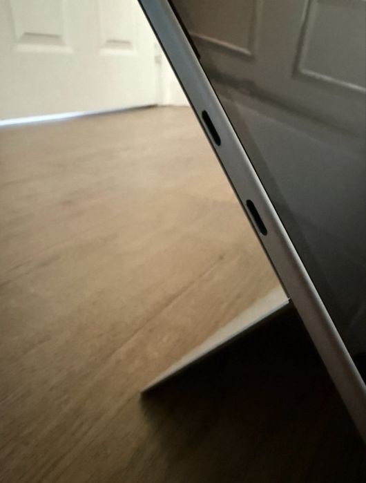 Microsoft Surface Pro 11th Gen (Snapdragon X Plus) com Teclado & Surface Slim Pen 2!  2TB - 16GB