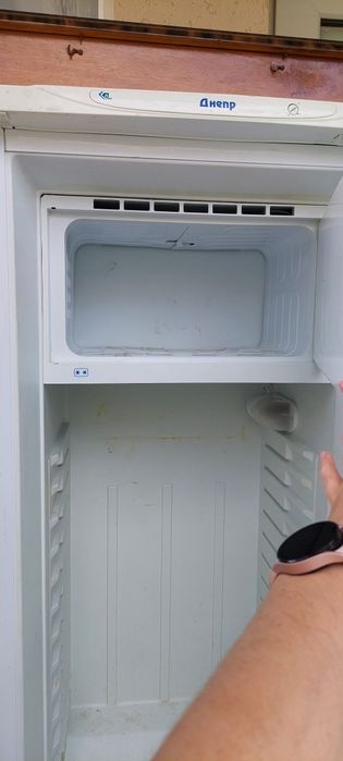 Холодильник Дніпро