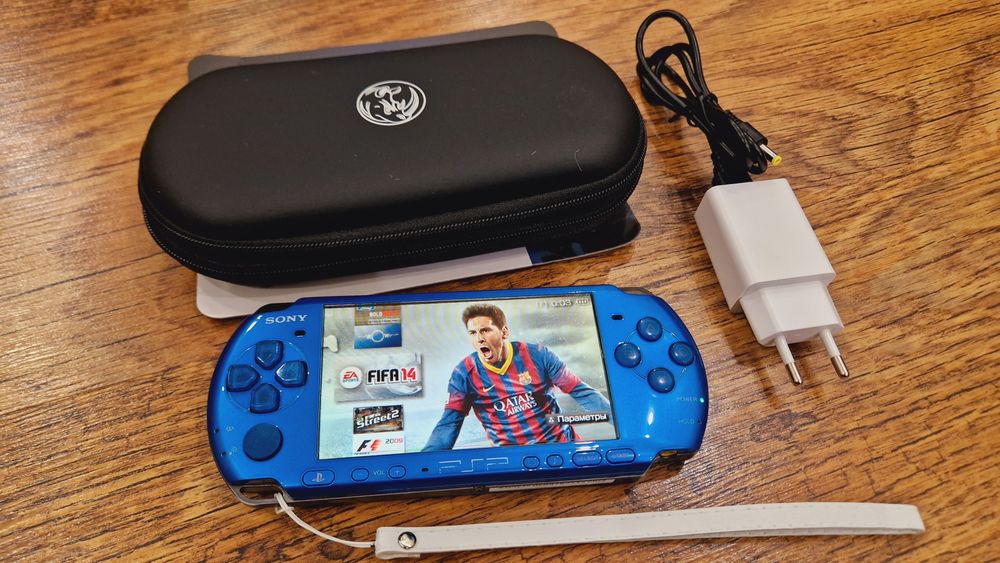 PSP Sony 3000 64гиг с играми 135шт