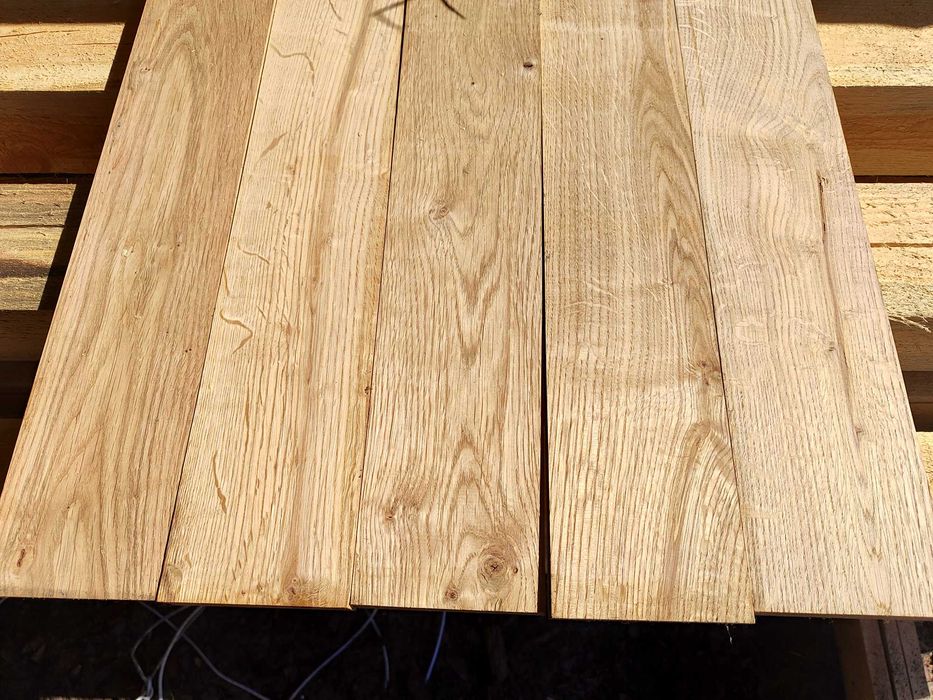 Скоба металева та заготовки з дерева