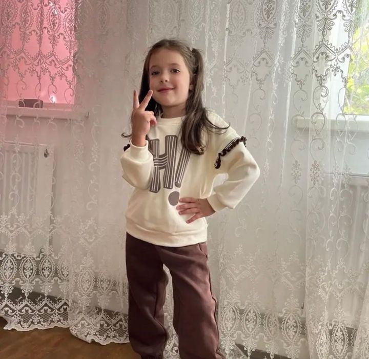 Продам костюм для дівчинки