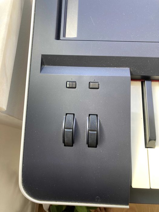 ** Korg Kross 2-88MB *ÓPTIMO PREÇO **