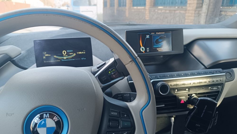 Продам BMW i3 REX