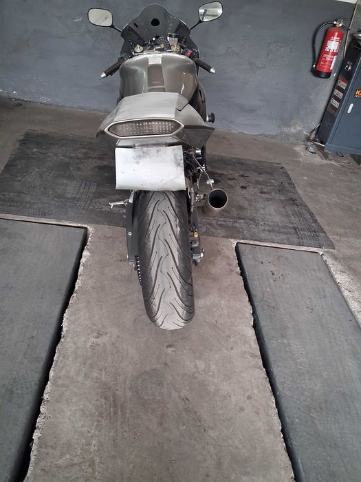 Vendo Yamaha r1 2003