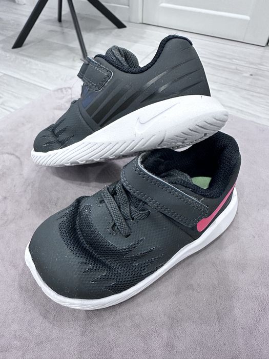 Кросівки Nike 22 розмір 12 см