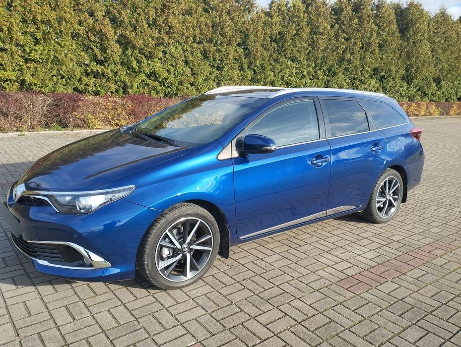 Toyota Auris Auris II automat