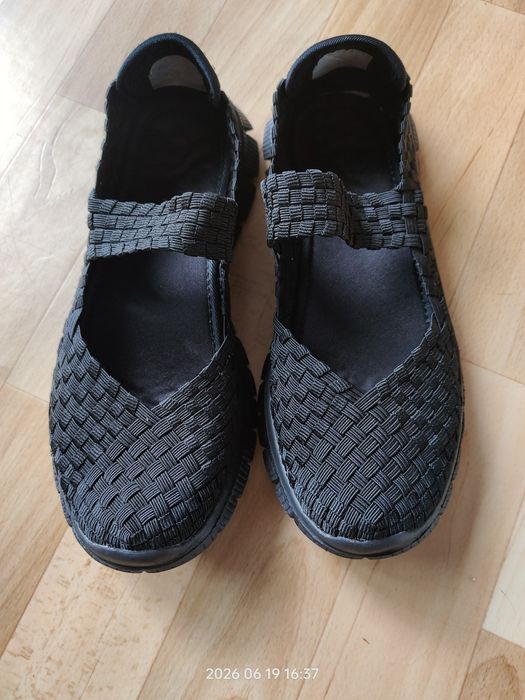 Buty siateczkowe na lato