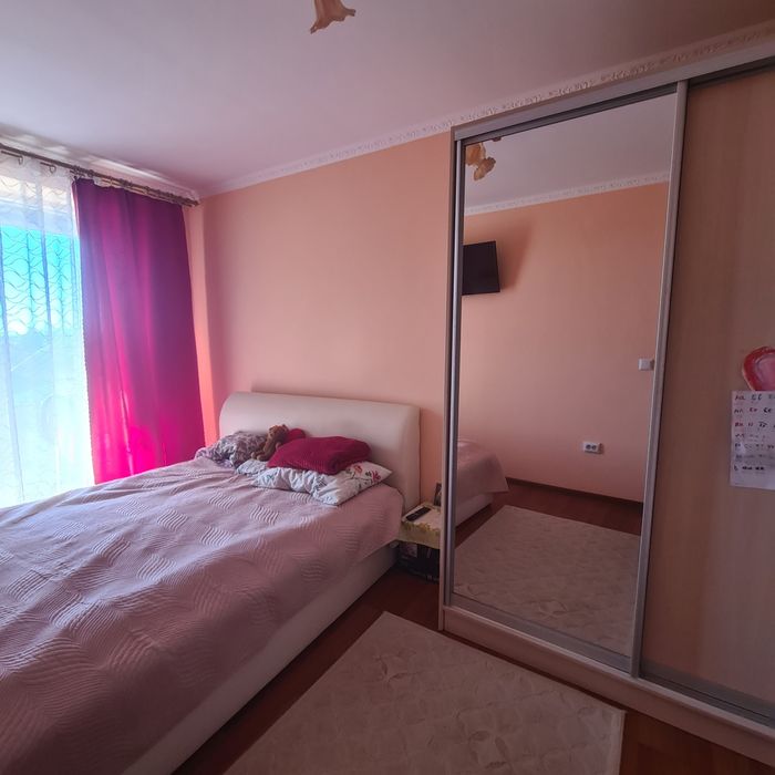 Продається 2-х кімнатна квартира в центрі м.Берегове