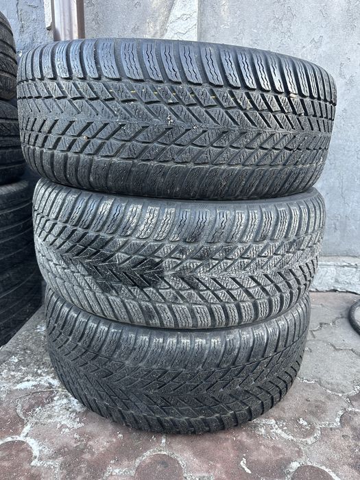 Комплект диски та резина BMW R17 - 225/50 Nokian Snowproof