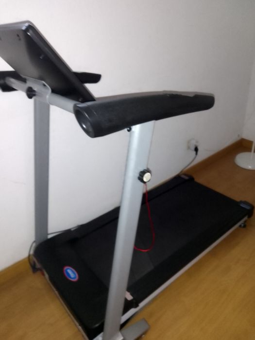 Tapete fitness pouco servido
