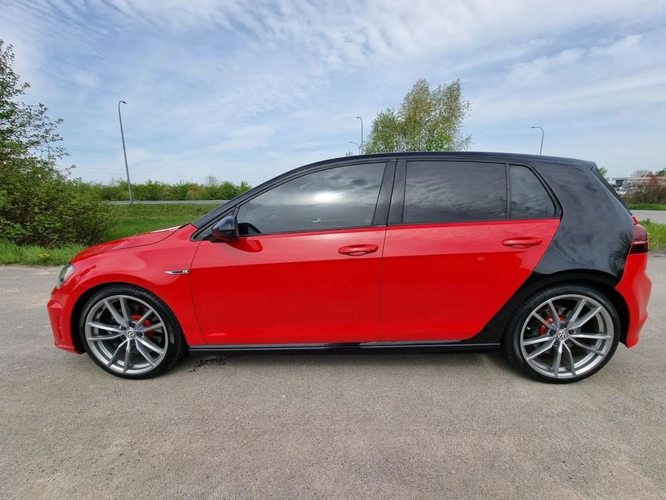 Volkswagen Golf R 4Motion