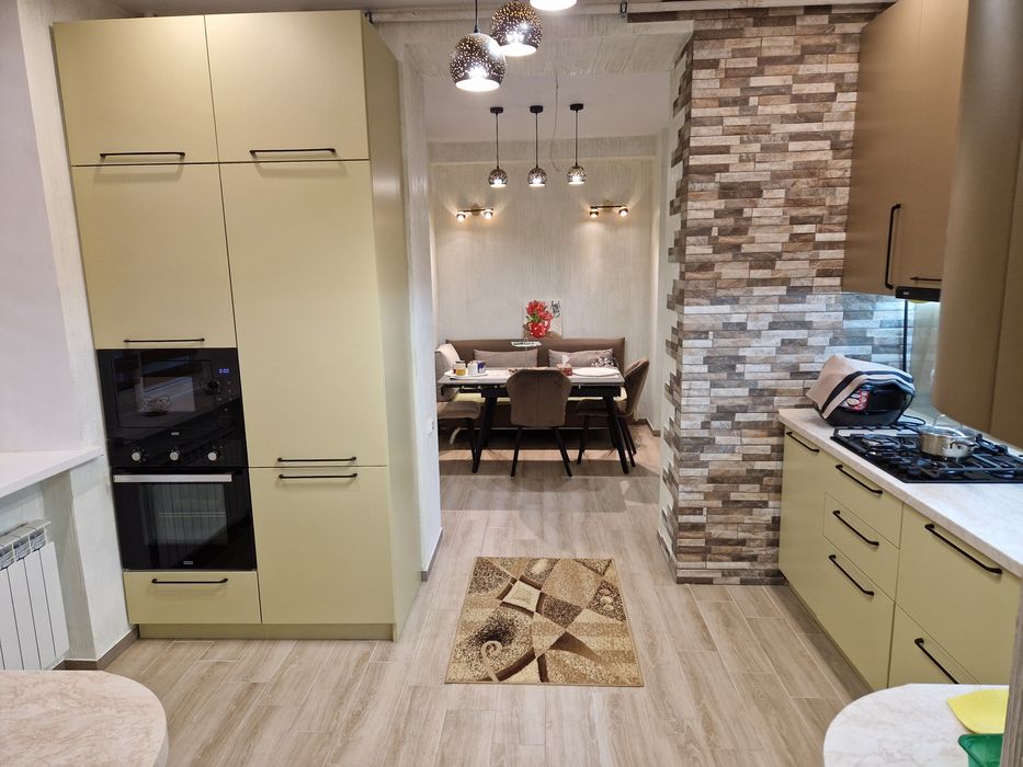 2-ух кімнатна квартира, вул.Метробудівська 13/10