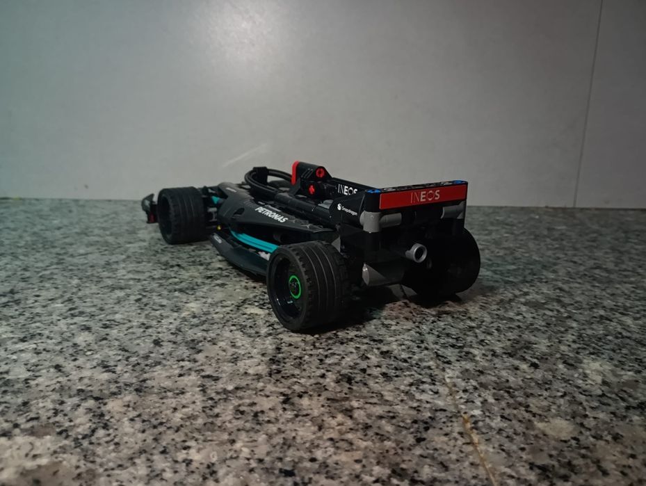 Mercedes F1 Lego Thecnic