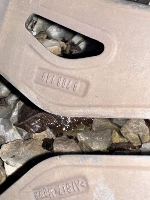 Продам оригінальні різноширокі R21 титани BMW 375 стиль