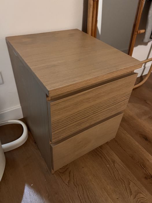 Mesas de cabeceira Malm ikea