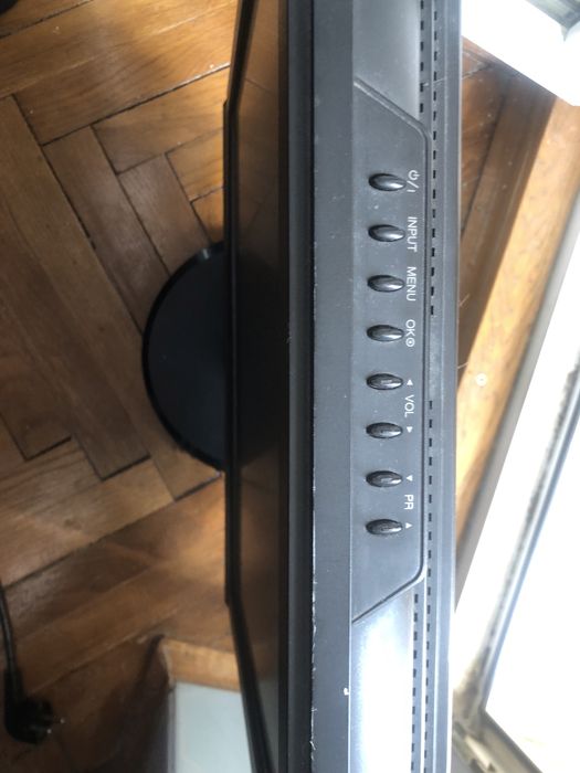 Монітори різних діагоналей та марок