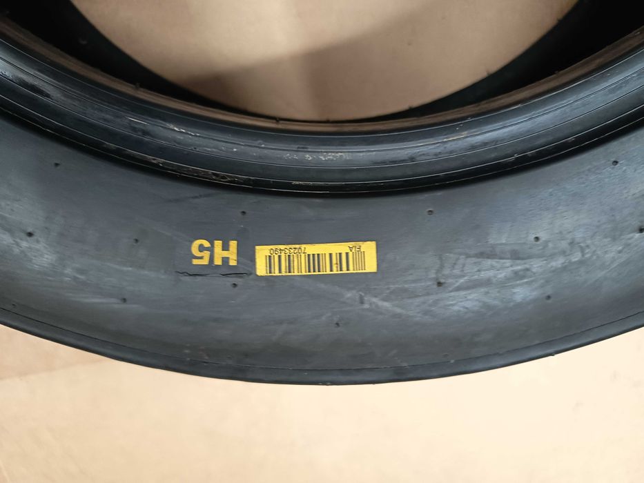 Pneus Competição  DMACK 195/50 R16 Novos