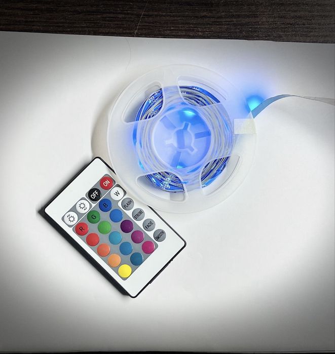 Світлодіодна стрічка (RGB)