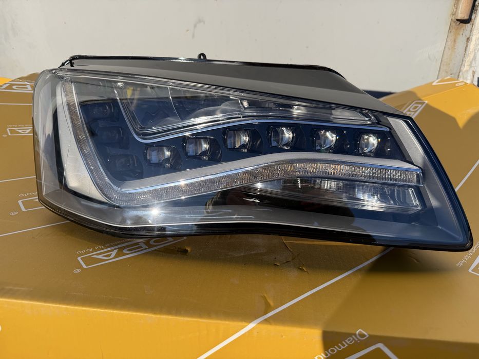 Фара правая Audi A8 D4 до рест Led
