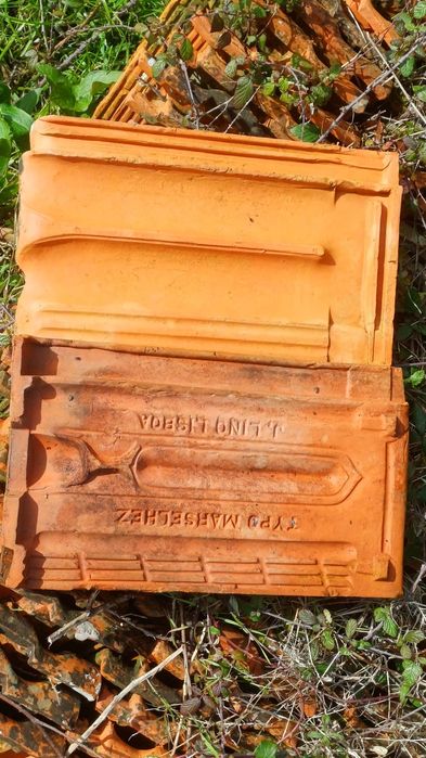 Telhas Marselha Lusoceram e J.Lino