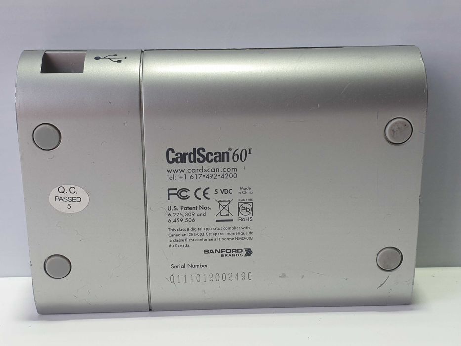 Сканери для візитних карток CardScan